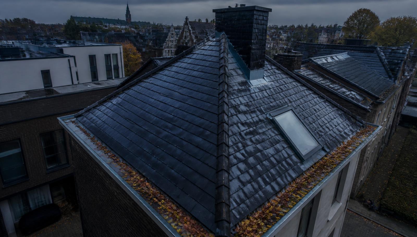 Is uw dak klaar voor de herfst? Dit kan een drone-inspectie zichtbaar maken